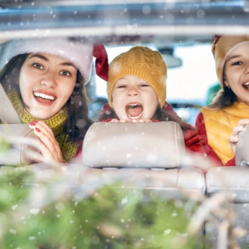 Holiday-Season-Tis-Family-Road-Trip-Time Holiday-Season-Tis-Family-Road-Trip-Time